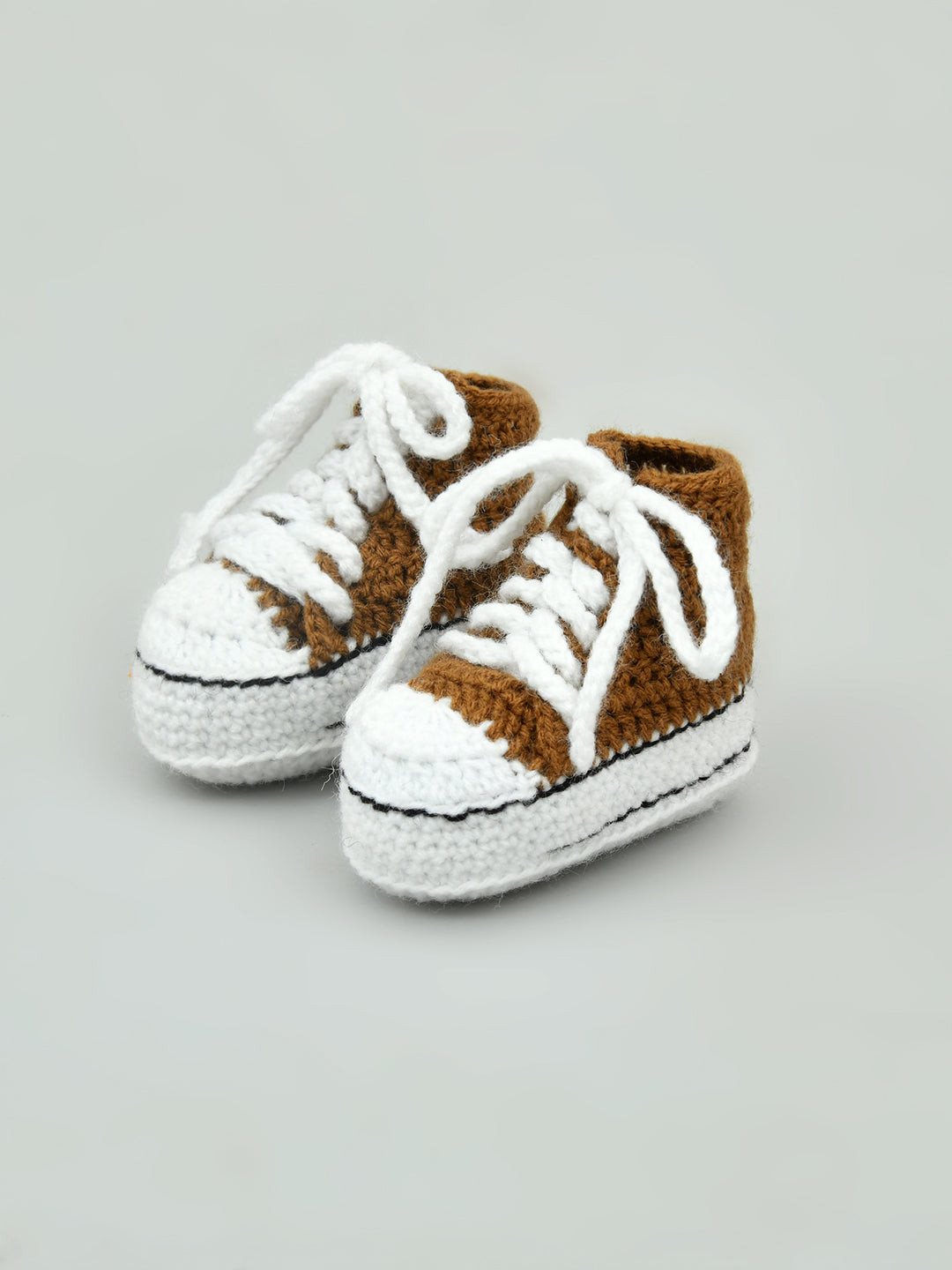 Pack of 2 Brown & White Handmade Baby Infant Woollen Crochet Baby Shoes for Boys & Girls