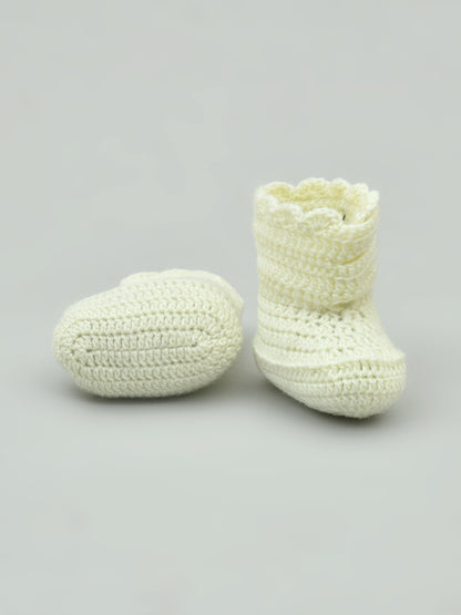 Pack of 2 Red & Off White Woollen Handmade Crochet Baby Booties for Girls