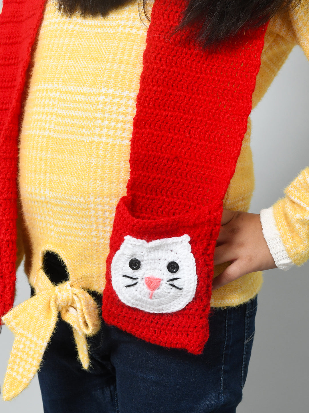 White Handmade Woollen Muffler For Kids With Pockets